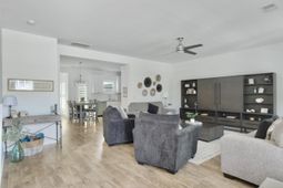 1398 Fox Creek Lane photo 4