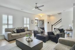 1398 Fox Creek Lane photo 4