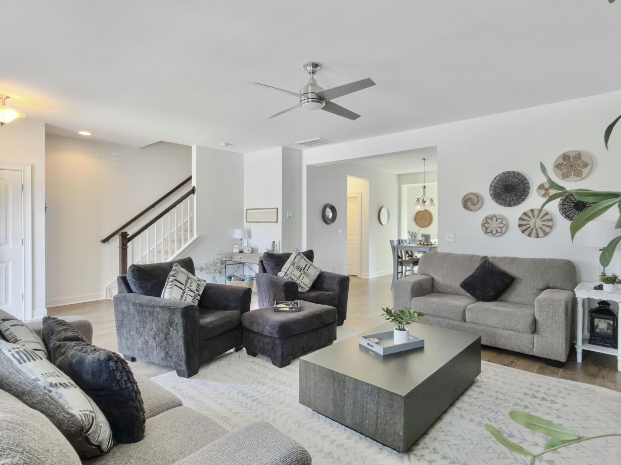 1398 Fox Creek Lane Photo 5