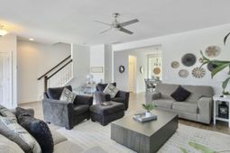 1398 Fox Creek Lane photo 4