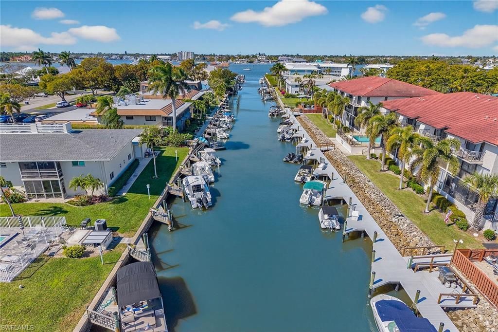 1400 Blue Point Ave, Unit 202, Naples, FL 34102 Photo