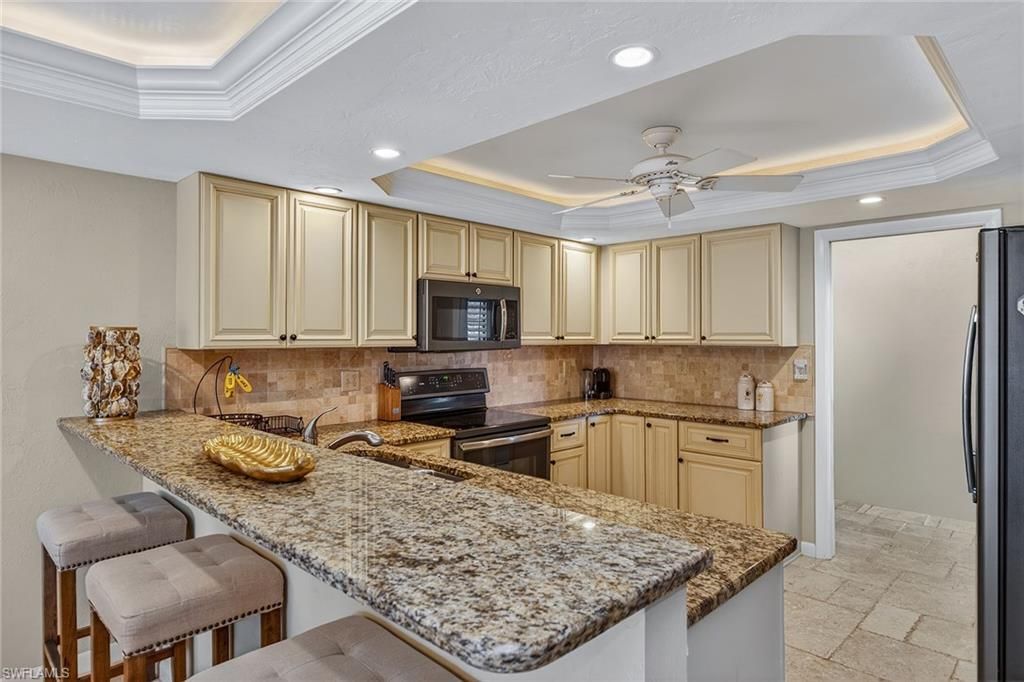 1400 Blue Point Ave, Unit 202, Naples, FL 34102 Photo