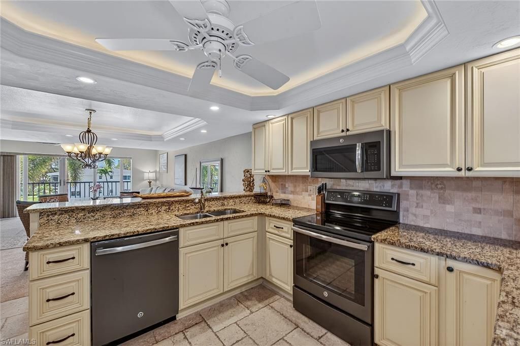 1400 Blue Point Ave, Unit 202, Naples, FL 34102 Photo