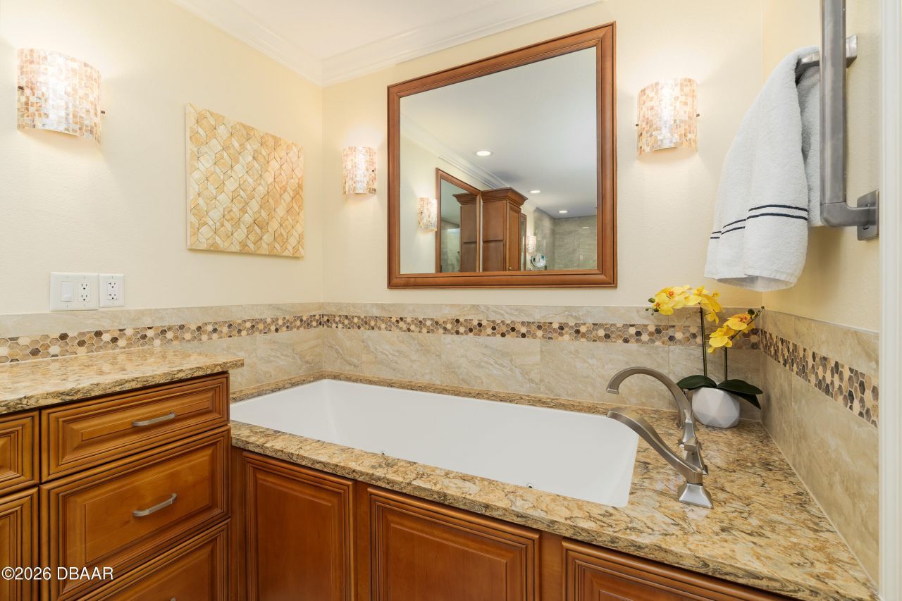 259 Minorca Beach Way, Unit 303, New Smyrna Beach, FL 32169 Photo