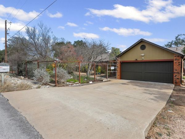 13301 Ramrod DR, Manchaca, TX 78652