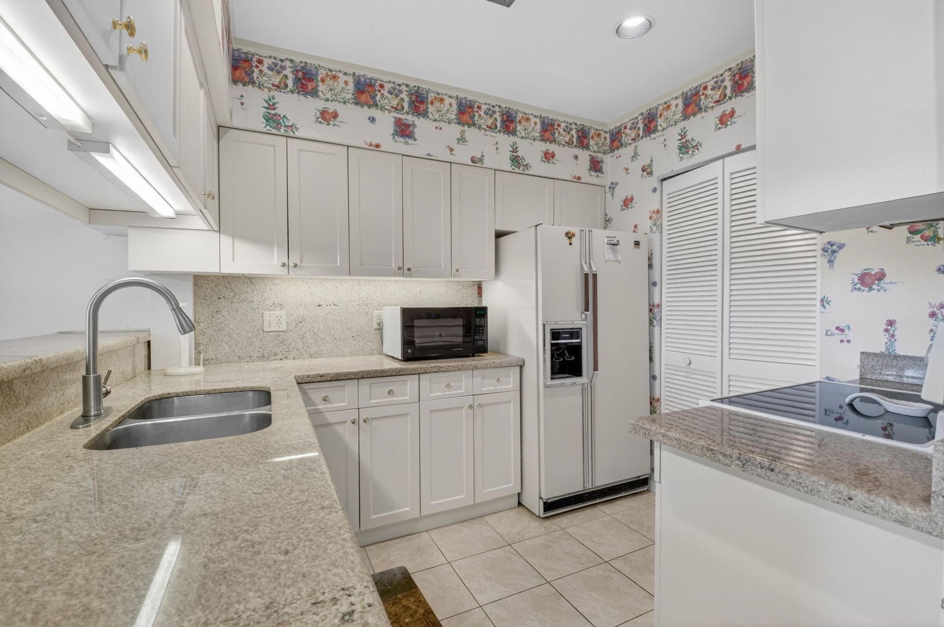 19197 Sabal Lake Drive, Boca Raton, FL 33434 Photo