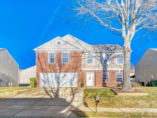 148 Farm Springs Drive , Mount Holly, NC 28120