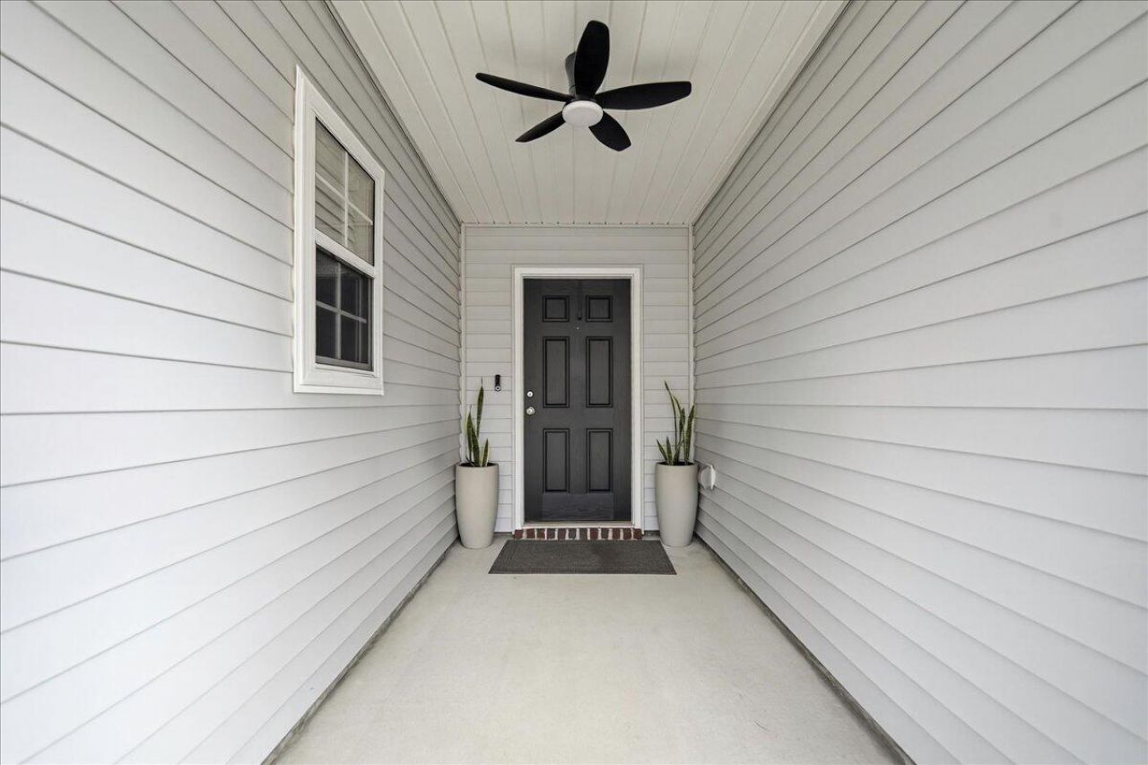 8613 Madelyn Street Photo 43