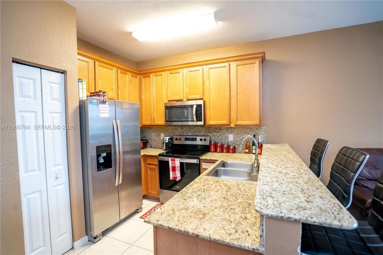 2128 NE 6th St , Homestead, FL 33033 Photo