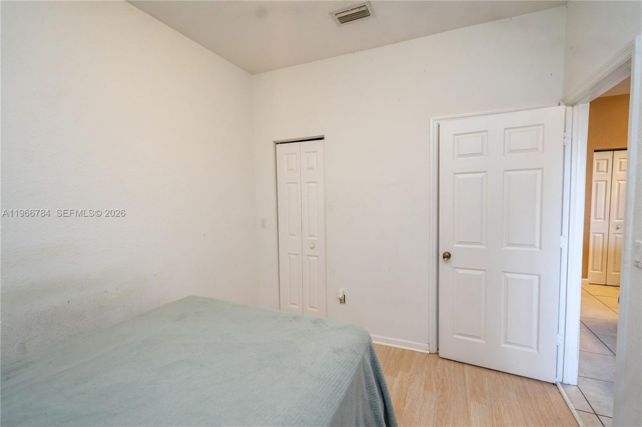 2128 NE 6th St , Homestead, FL 33033 Photo