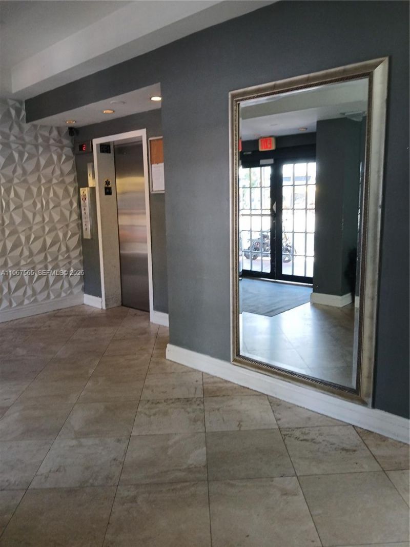 710 Washington Ave, Unit 503, Miami Beach, FL 33139 Photo