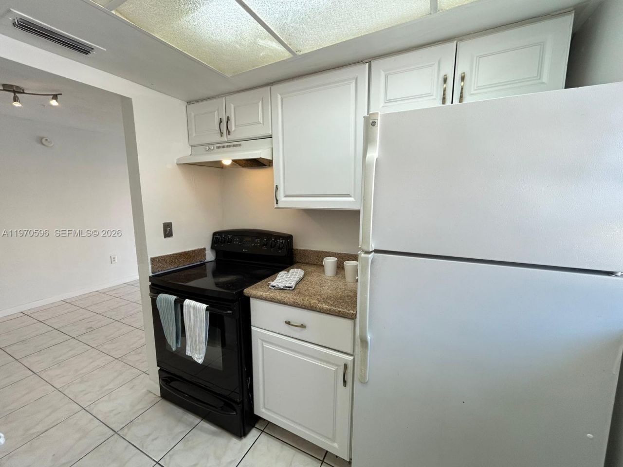 7426 SW 82 St, Unit D222, Miami, FL 33143 Photo