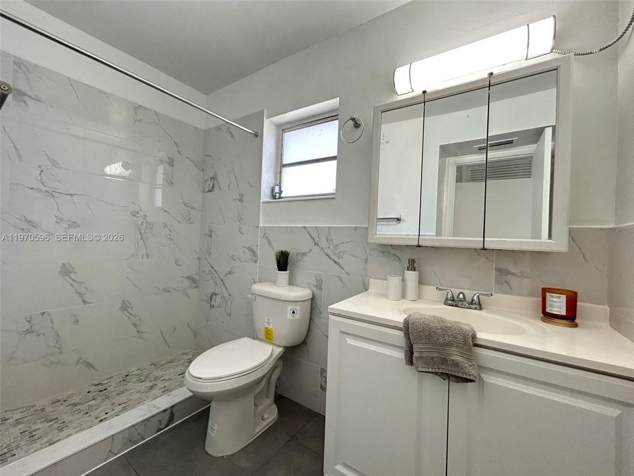 7426 SW 82 St, Unit D222, Miami, FL 33143 Photo
