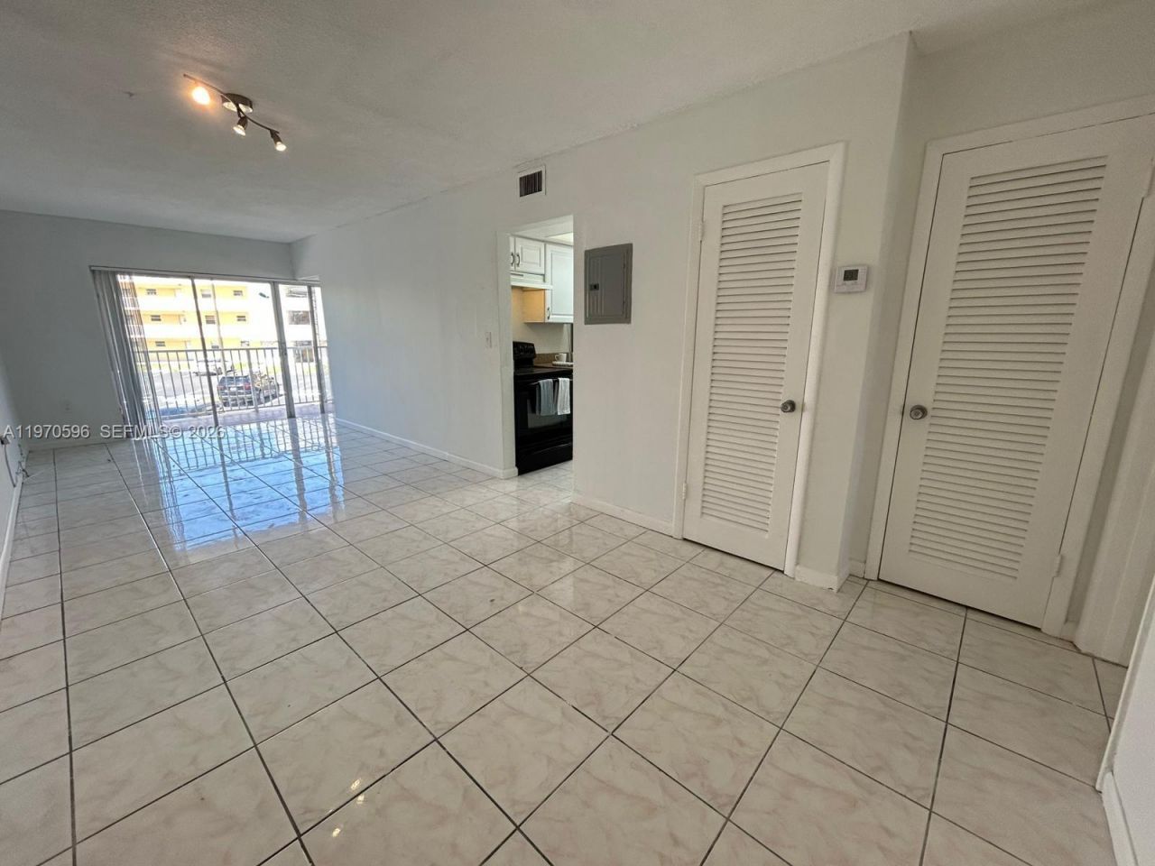 7426 SW 82 St, Unit D222, Miami, FL 33143 Photo