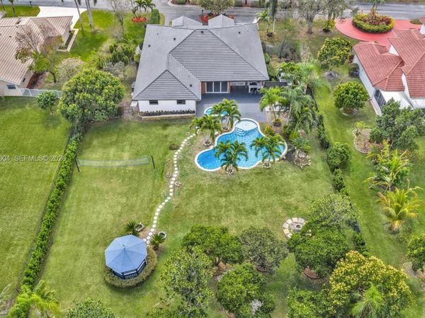 12555 SW 34th Pl, Davie, FL 33330