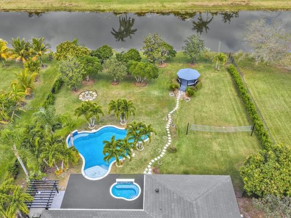 12555 SW 34th Pl, Davie, FL 33330