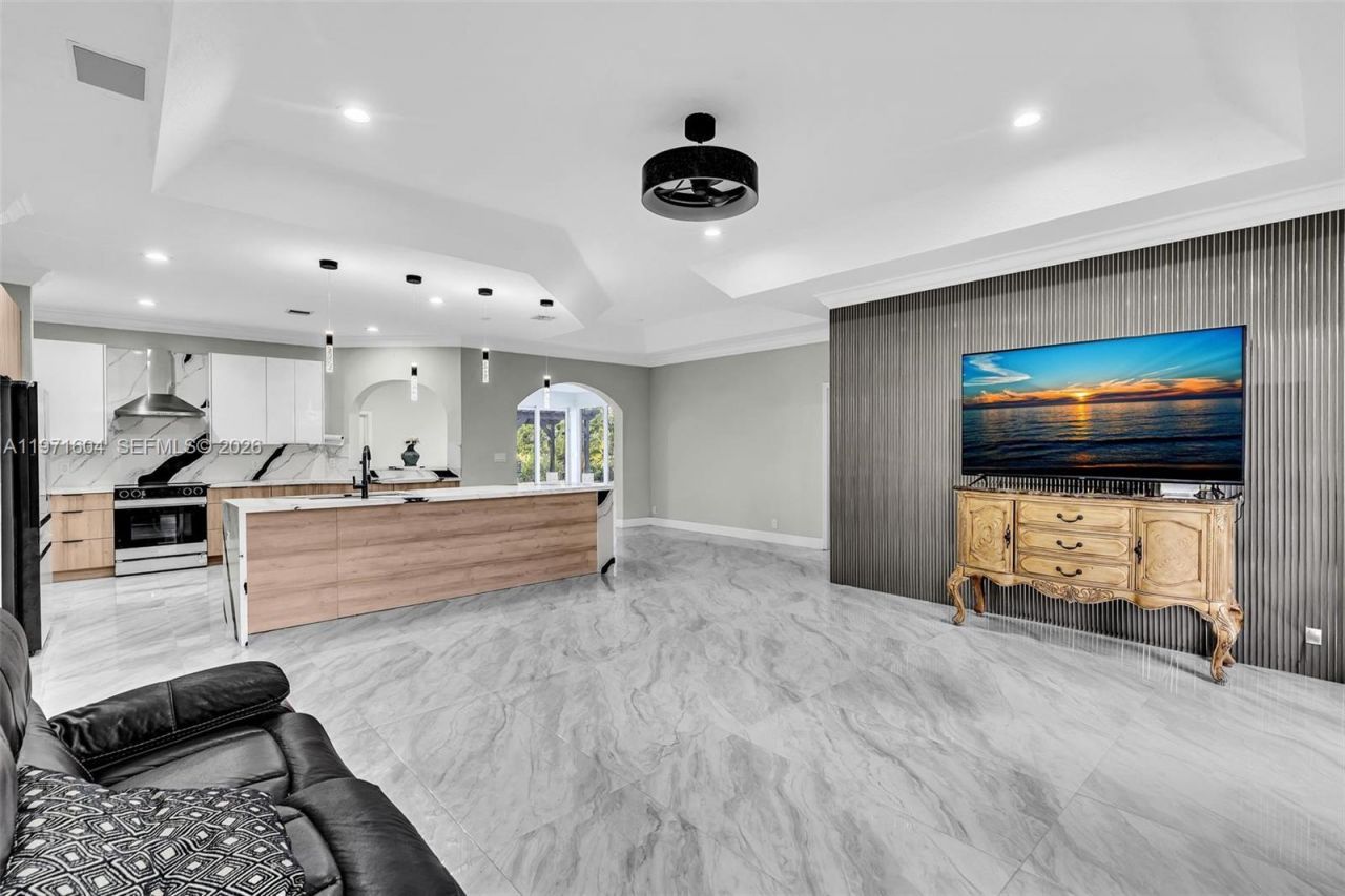 12555 SW 34th Pl , Davie, FL 33330 Photo