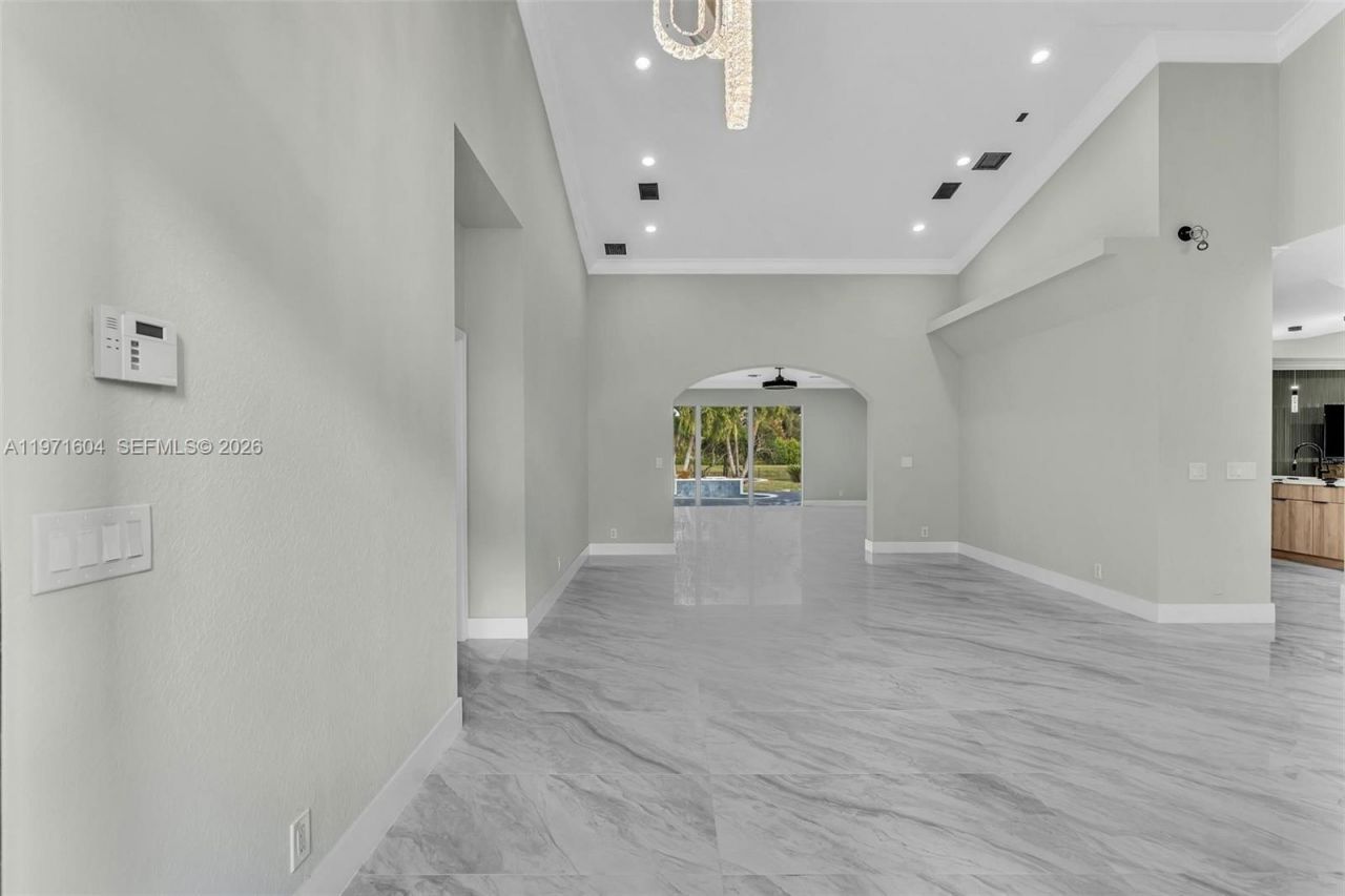 12555 SW 34th Pl, Davie, FL 33330 Photo