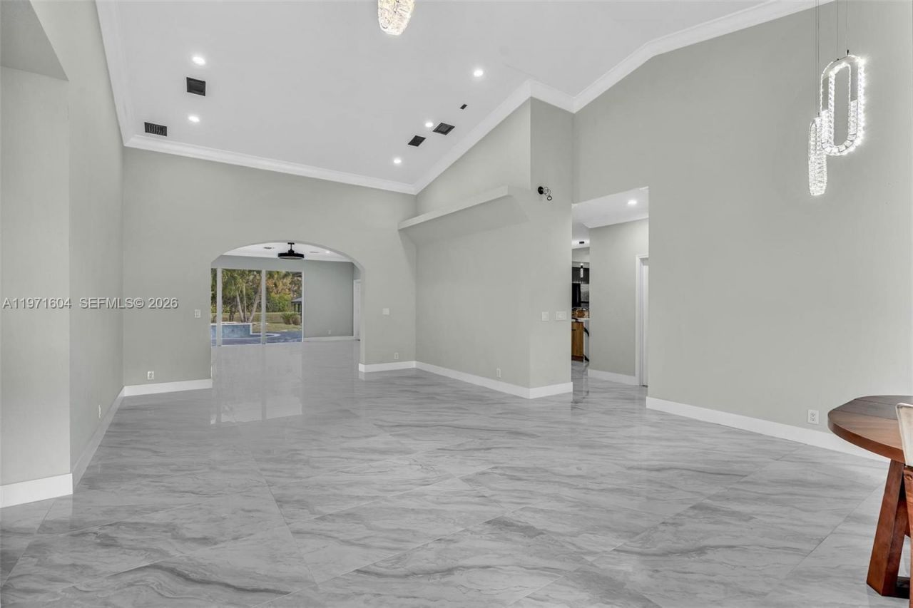 12555 SW 34th Pl, Davie, FL 33330 Photo