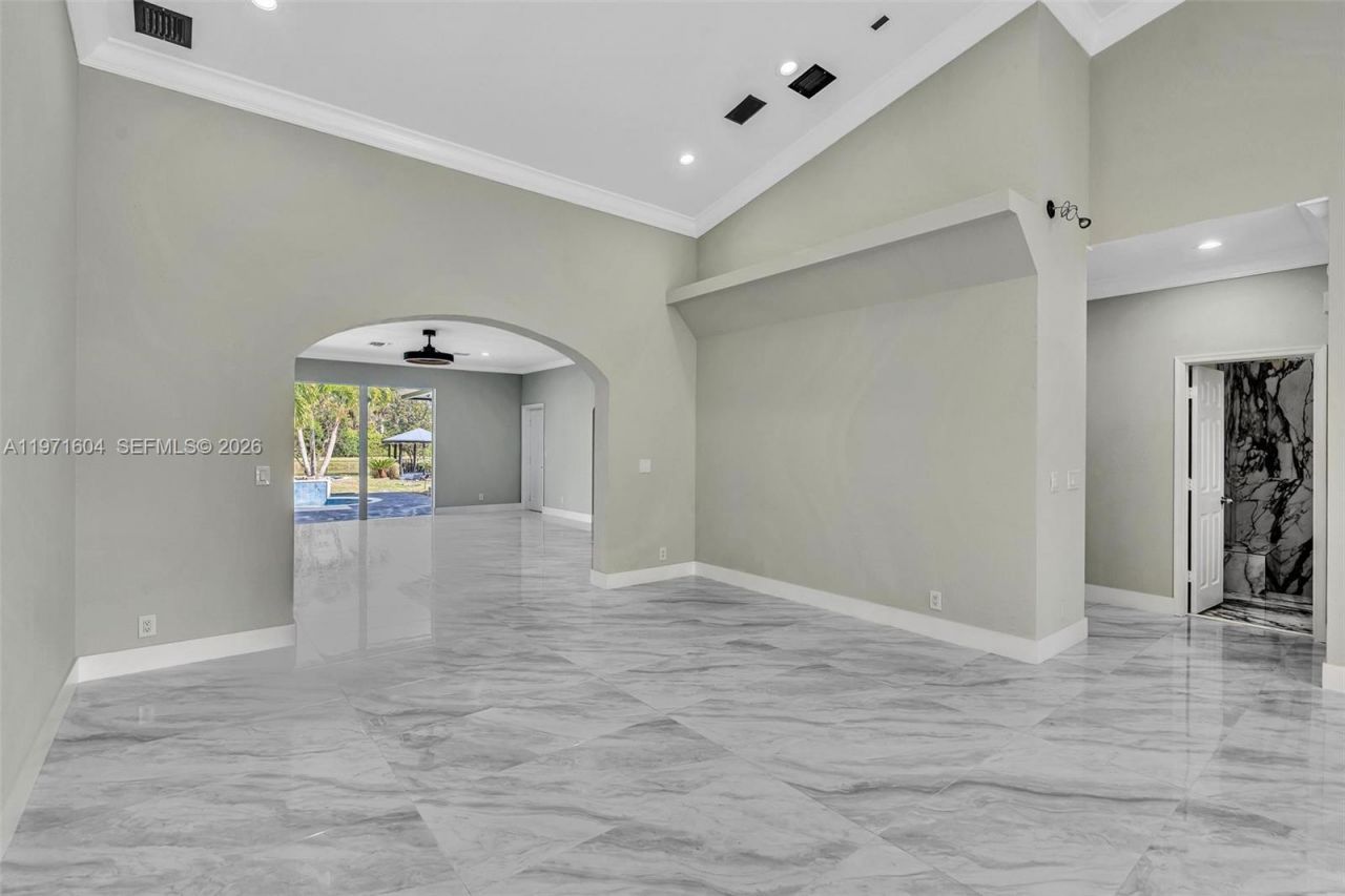 12555 SW 34th Pl, Davie, FL 33330 Photo