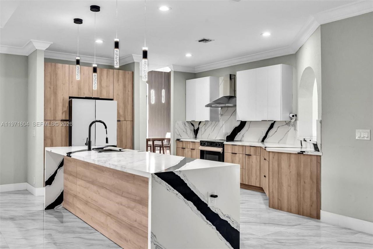 12555 SW 34th Pl, Davie, FL 33330 Photo