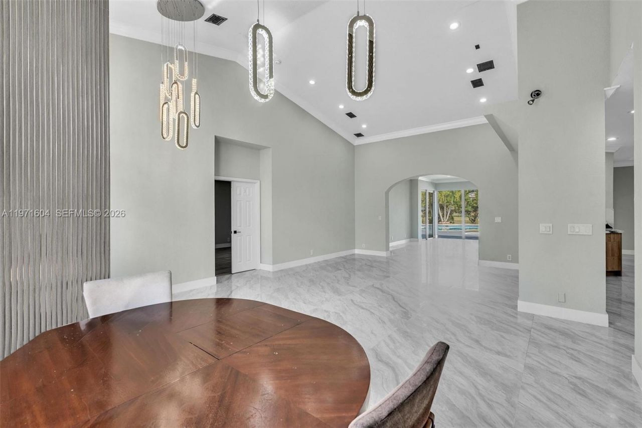 12555 SW 34th Pl, Davie, FL 33330 Photo