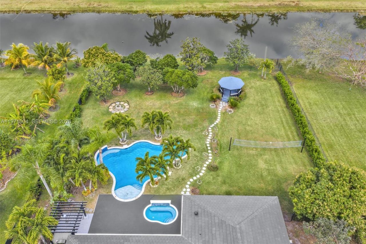 12555 SW 34th Pl, Davie, FL 33330 Photo