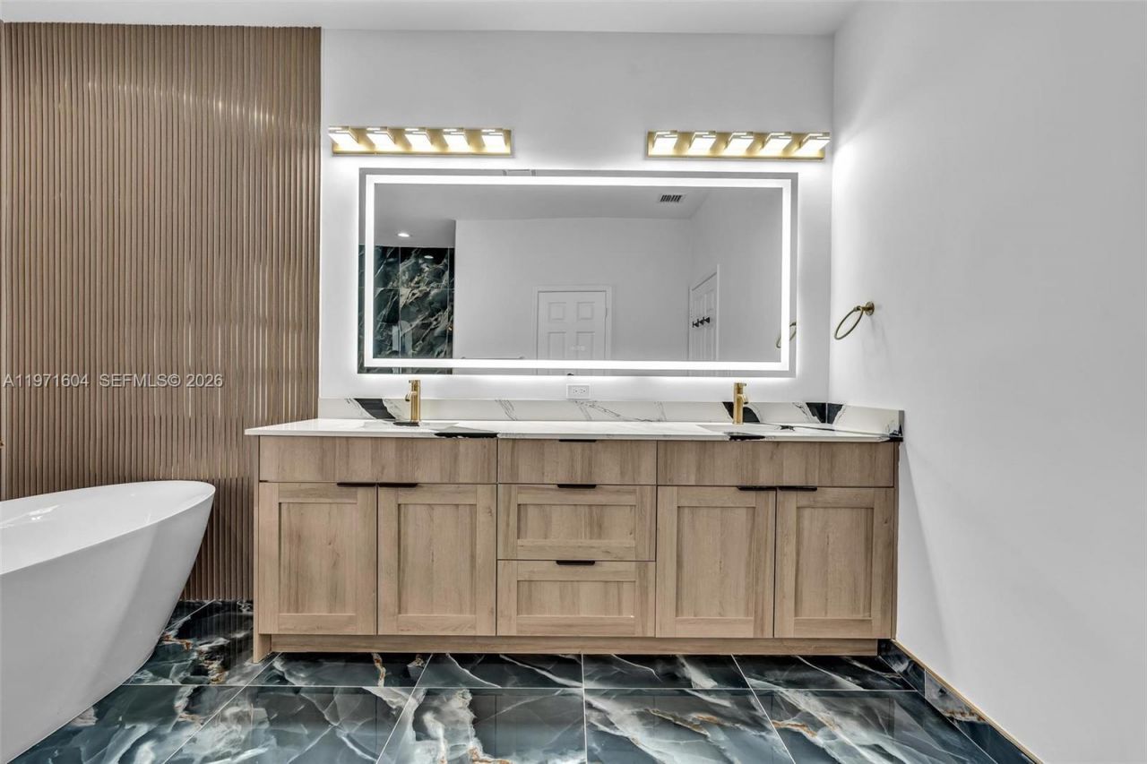 12555 SW 34th Pl , Davie, FL 33330 Photo