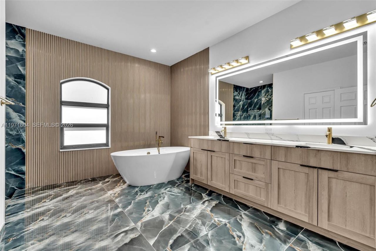 12555 SW 34th Pl, Davie, FL 33330 Photo