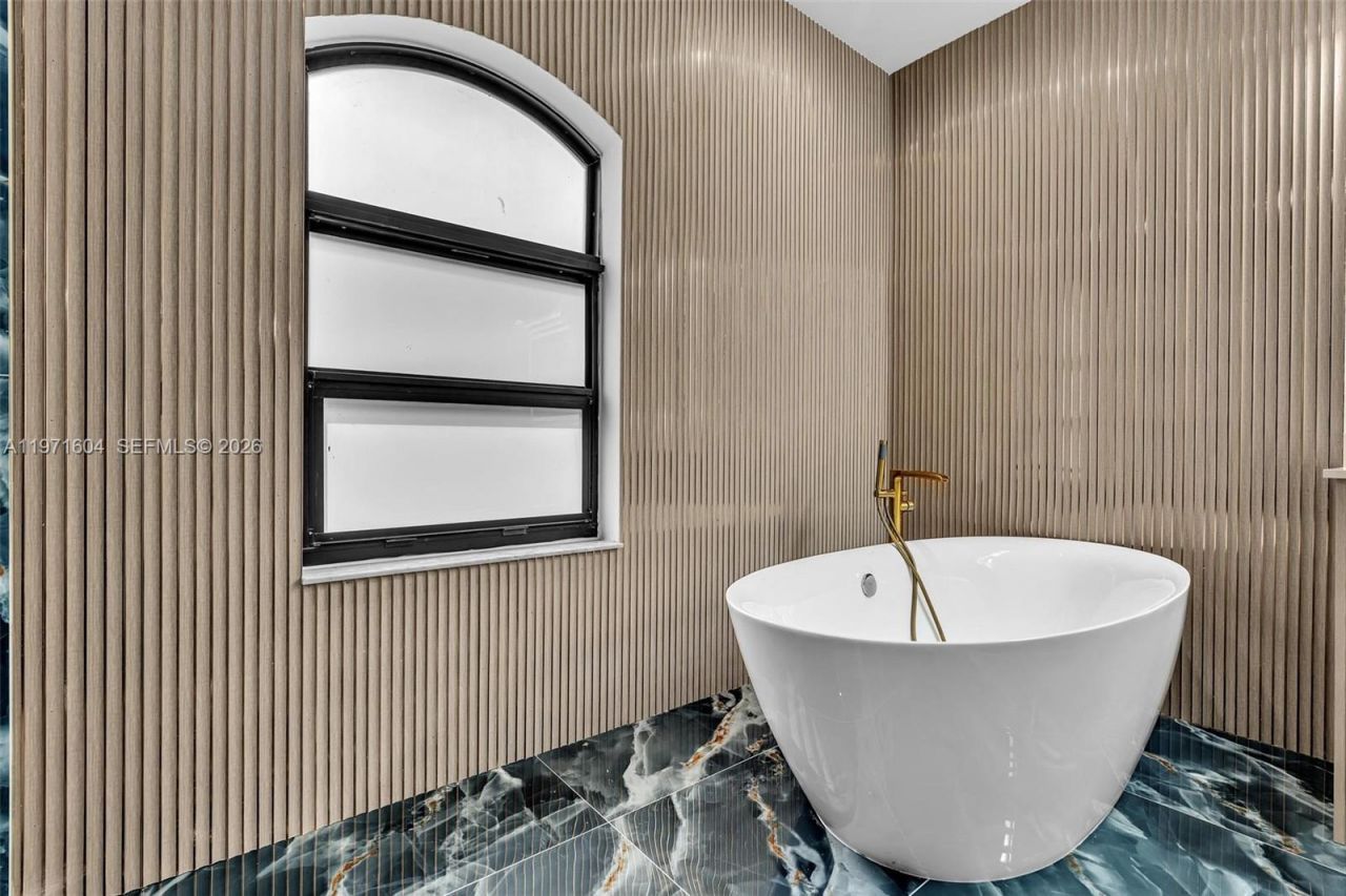 12555 SW 34th Pl, Davie, FL 33330 Photo