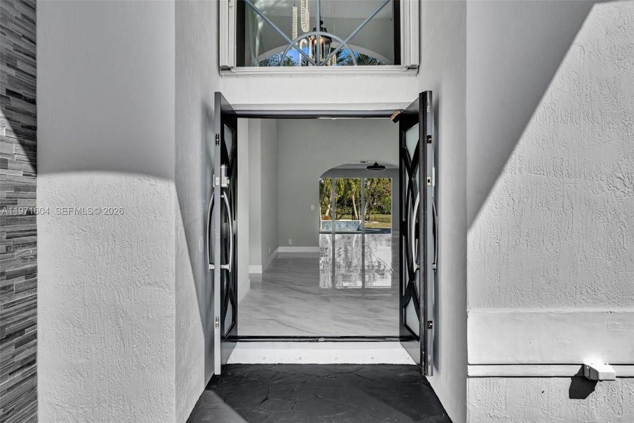 12555 SW 34th Pl, Davie, FL 33330 Photo