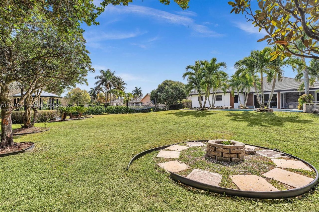 12555 SW 34th Pl, Davie, FL 33330 Photo