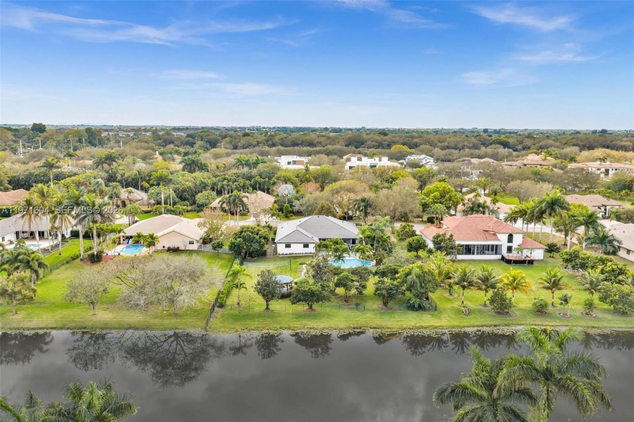 12555 SW 34th Pl, Davie, FL 33330 Photo