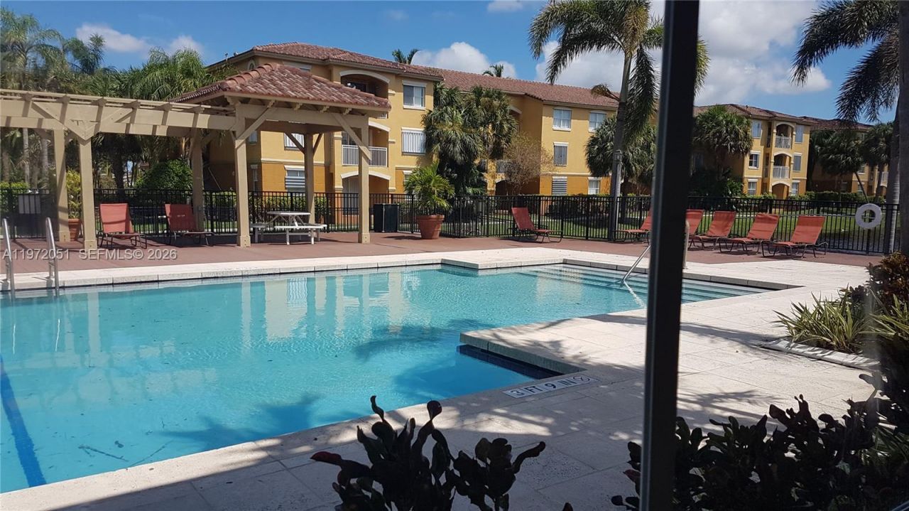 150 NW 96th Ave, Unit 9210, Pembroke Pines, FL 33024 Photo