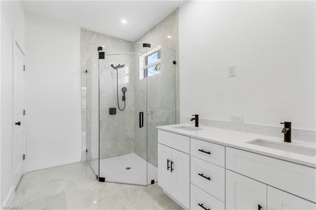 1109 Cumming St E, Lehigh Acres, FL 33974 Photo