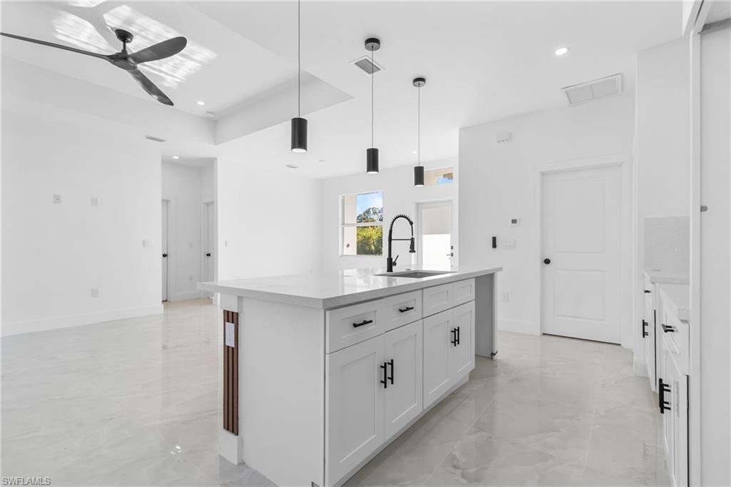 1109 Cumming St E, Lehigh Acres, FL 33974 Photo