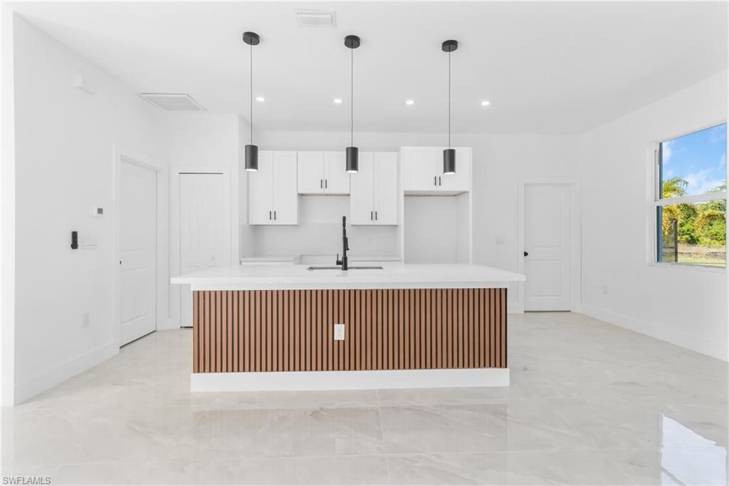 1109 Cumming St E, Lehigh Acres, FL 33974 Photo