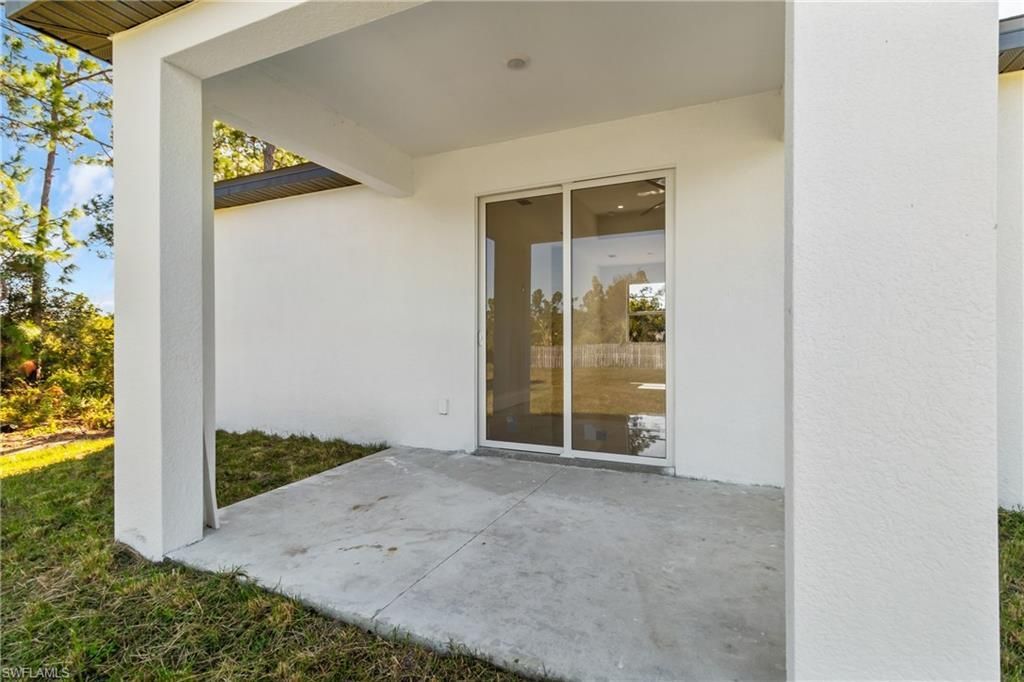 1109 Cumming St E, Lehigh Acres, FL 33974 Photo