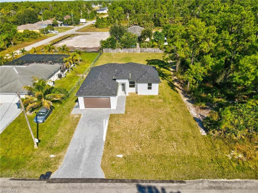 1109 Cumming St E, Lehigh Acres, FL 33974 Photo