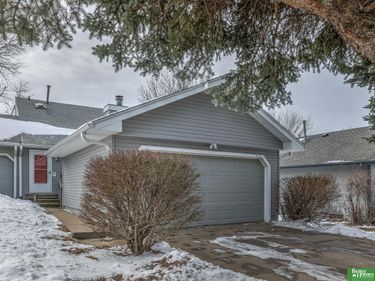 15439 T Street, Omaha, NE 68137