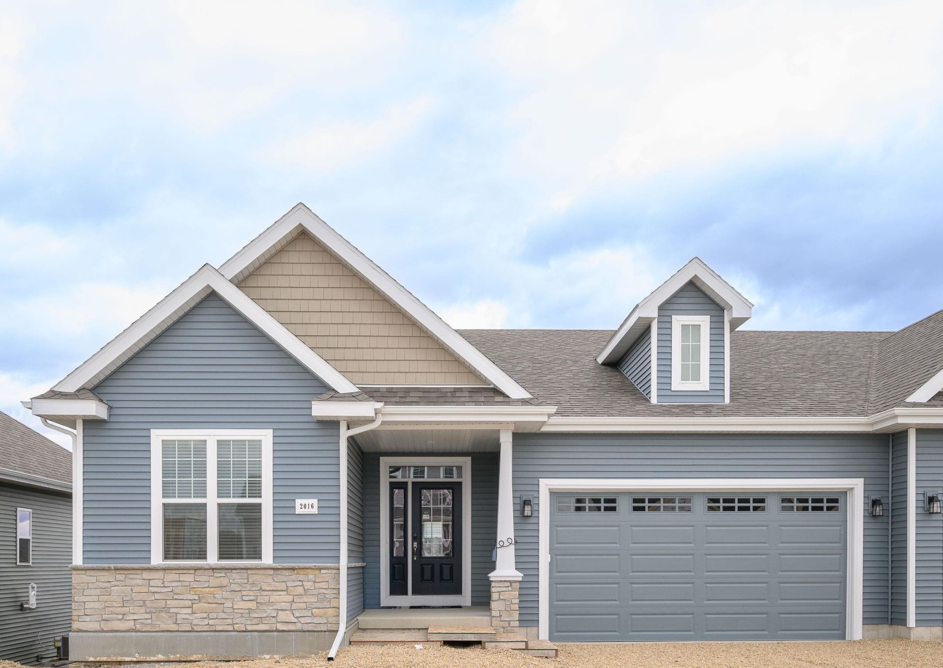 2016 Leopold Way, Sun Prairie, WI 53590 Main Photo