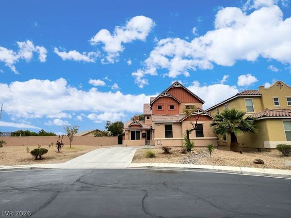 5942 Village Loft Street, North Las Vegas, NV 89081