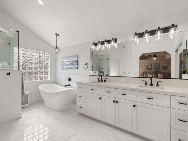 15801 Susan Eileen Avenue, Bakersfield, CA 93314