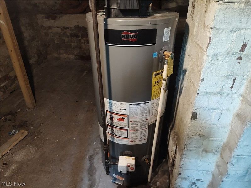 681 Madison Street, Conneaut, OH 44030 Photo 32