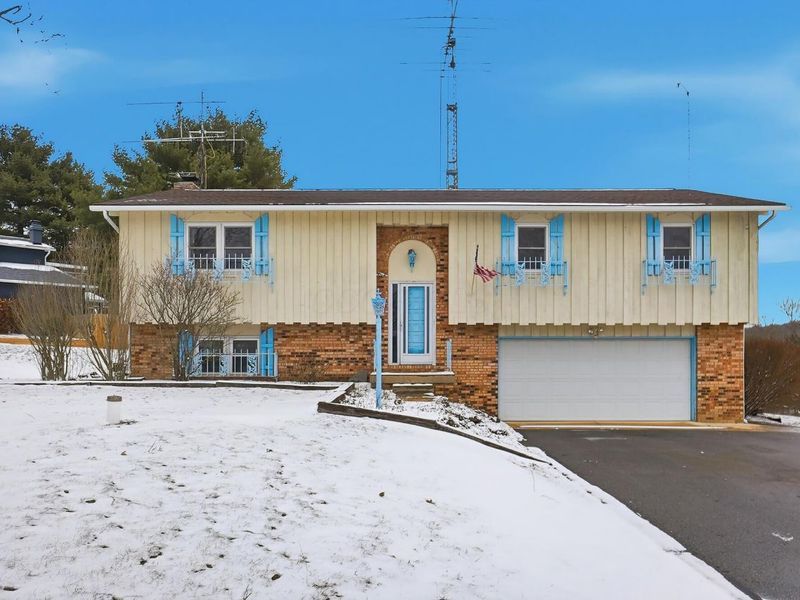 86 North Court, Thornville, OH 43076 Photo 1