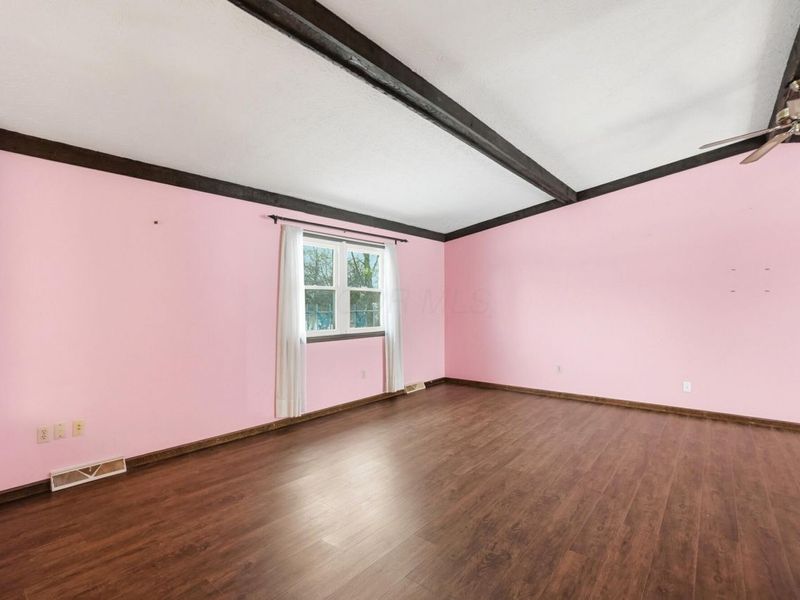 86 North Court, Thornville, OH 43076 Photo 6