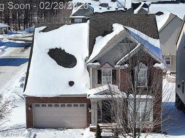 27455 Harrington Way, Novi, MI 48374
