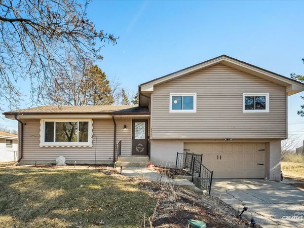 2212 Farris Court, Rockford, IL 61108