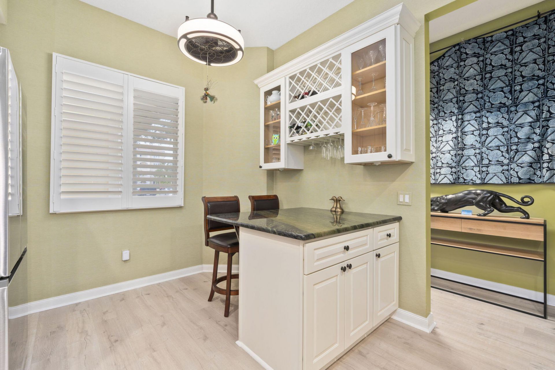 25 Harbour Isle Drive W, Unit 101, Fort Pierce, FL 34949 Photo