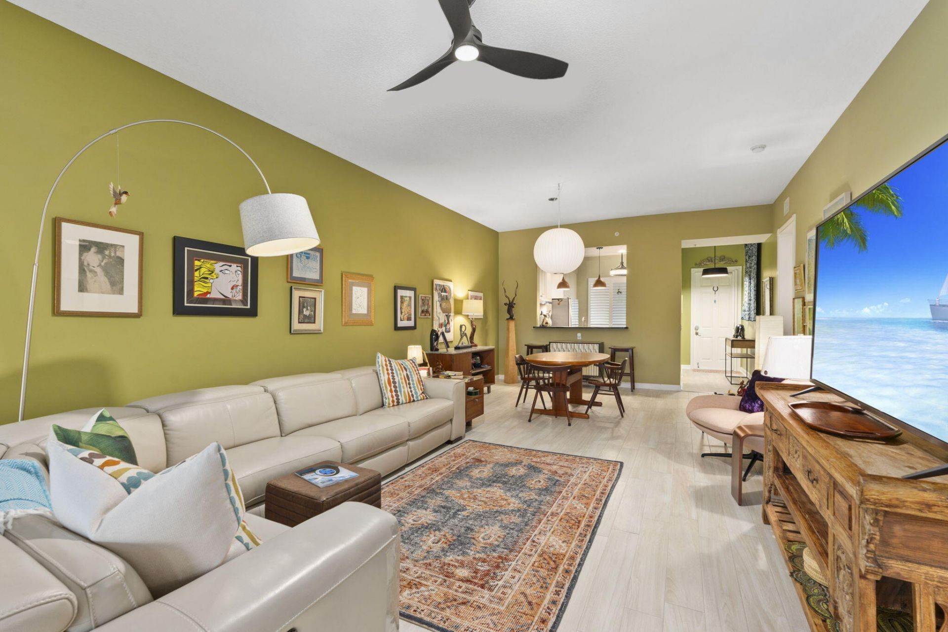 25 Harbour Isle Drive W, Unit 101, Fort Pierce, FL 34949 Photo